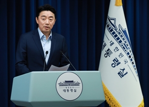 정치인 10명 '최다'…기업 4명·관료 4명 [李정부 초대 내각 완료]