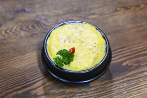 "식당에서 계란찜 못 시키겠네"…달걀 한 판 4년 만에 최고가, 대란 또 오나