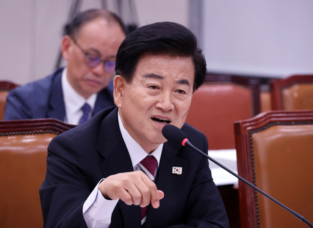'태양광 사업' 논란에 정동영 '생존형 호구지책으로 매입…오히려 장려해야'