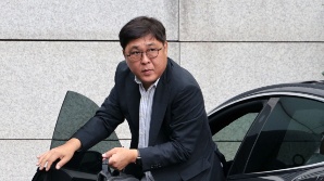 최휘영 "지금과는 다른 시각서 점검…AI 시대도 준비할 것"