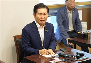 정청래 “태종 리더십” 박찬대 “자기정치 안 해”