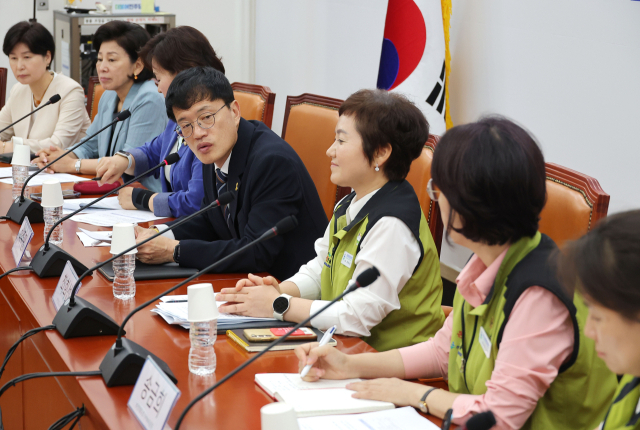 '총파업 예고' 보건의료노조 달랜 與…"책임있게 움직일 것"
