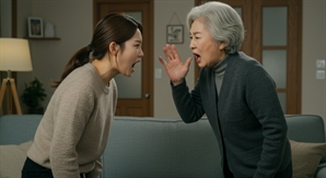 “여자 목소리가 크다” 시어머니 지적에…8차례 흉기 휘두른 며느리