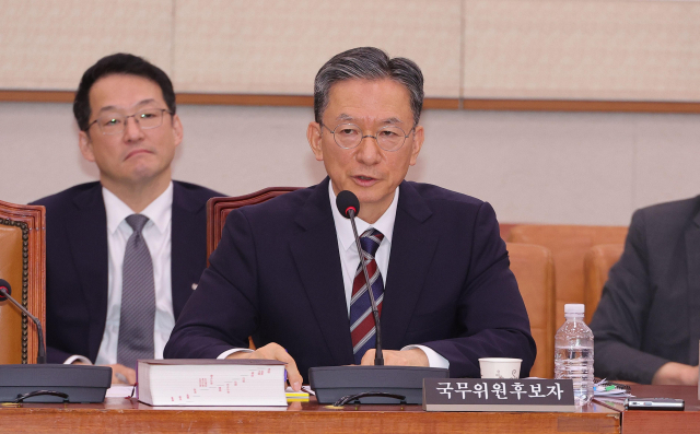 정성호 법무부 장관 후보자가 16일 서울 여의도 국회 법제사법위원회에서 열린 인사청문회에서 의원들의 질의에 답하고 있다. 성형주 기자
