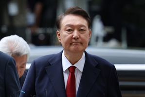 尹, 구속 부당 주장…구속적부심 18일 열린다