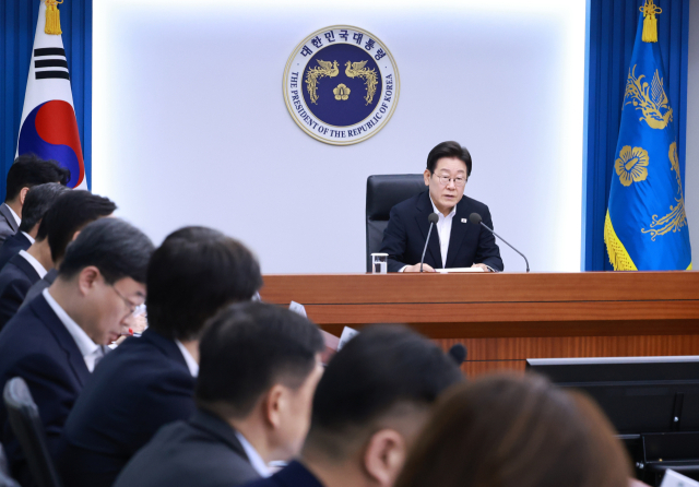 이재명 대통령이 17일 서울 용산 대통령실 청사에서 열린 4차 수석·보좌관 회의에서 발언하고 있다. 연합뉴스