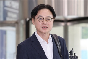 김정관 “산업·무역 전략회의 개최… 원전도 착실히 추진”