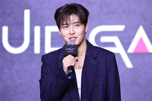“증상 심해 촬영도 어려워, 숨이 안 쉬어진다”…강하늘도 앓고 있다는 ‘이 질환’ 뭐길래?