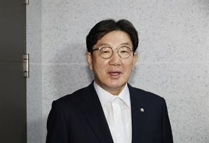 [속보] 김건희특검, 권성동 의원 주거지도 압수수색