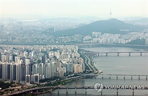 경매시장도 대출규제 영향권 본격화…서울 아파트 낙찰가율 5개월만에 하락[집슐랭]