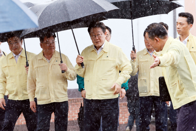 '세종시 급류실종 23시간 몰라…책임 엄하게 물을것'