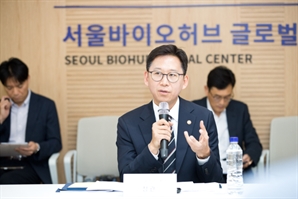 'AI 바이오'부터 챙긴 배경훈 장관 "국가전략 준비"