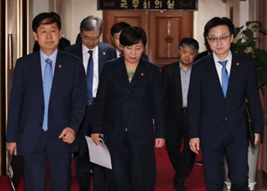 한미 2+2 통상 담판 재개…LNG·원유 더 사고 투자 확대[Pick코노미]