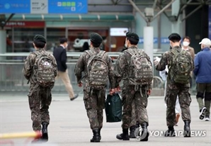 “29박 30일 다녀오라네요”…최장 포상 휴가 받은 병사들, 정체는?