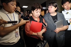 국힘 지도부 "불렀는데 안 왔다" 윤희숙 "언제 불렀나"