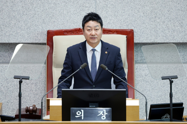 김진경 경기도의회 의장. 사진 제공 = 경기도의회