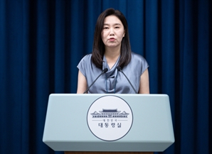 李대통령 ‘소비쿠폰 색깔 차별’ 질타…“인권감수성 매우 부족”