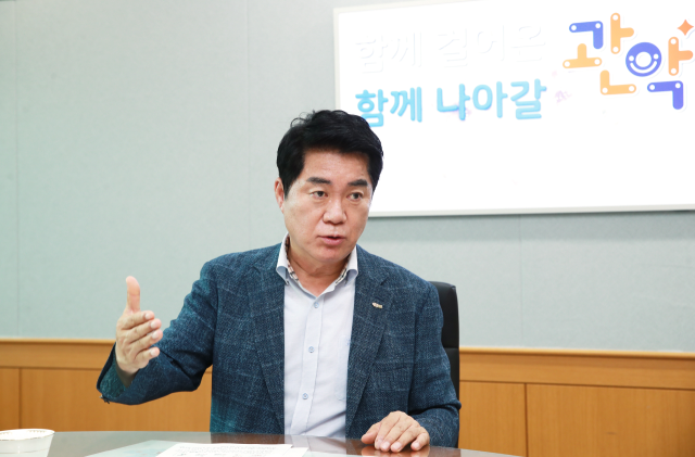 박준희 관악구청장이 24일 인터뷰를 하고 있다. 사진제공=관악구