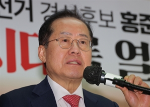 홍준표, 한동훈 향해 직격…“날 더우니 별의별 X이 설쳐, 우리나라엔 극우 없다”