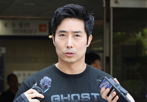유튜버 ‘구제역’ 모욕한 이근, 항소심서 형 가중…벌금형→징역형 집유