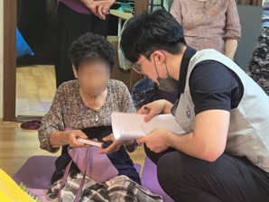 수해 현장 달려간 의사들…사직 전공의들도 의료지원 나서