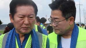 정청래 "협치보다 내란척결 먼저"…박찬대 "국민의힘 45명 제명“