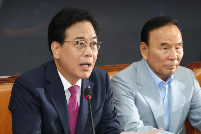 송언석 국민의힘 비상대책위원장 겸 원내대표가 28일 오전 서울 여의도 국회에서 열린 비상대책위원회의에서 발언하고 있다. 뉴스1