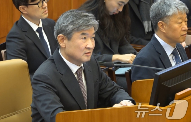 조태용 국가정보원장이 지난 2월 13일 서울 종로구 헌법재판소에서 열린 윤석열 대통령 탄핵심판 8차 변론에서 발언하고 있다. 뉴스1