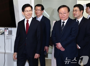 '김문수 참모' 김재원, 국힘 최고위원 출마…"보수 최강 공격수"
