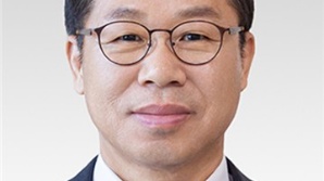 건설 현장 사망사고에 고개 숙인 정희민 포스코이앤씨 대표 "모든 건설 현장 올스톱"