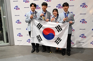 물리 이어 생물올림피아드서도 전원 메달