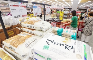 "큰일이네, 이러다 일본 꼴 나는 거 아니야?"…마트서 쌀 사려다 가격에 '화들짝'