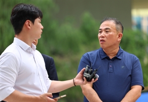 [속보] '공천개입 혐의' 명태균, 김건희 특검 출석