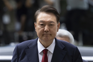 서울구치소 “尹, 수사 못 받을 정도의 건강 아냐…본인이 거부”