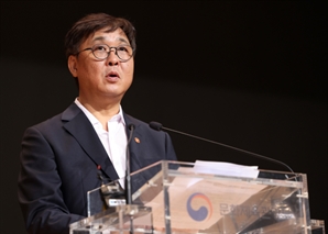 최휘영 문체장관 취임…“K컬처 300조, 외국인 3000만 시대 열겠다”<전문>