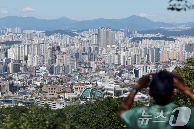 서울 시내 아파트 모습. 뉴스1