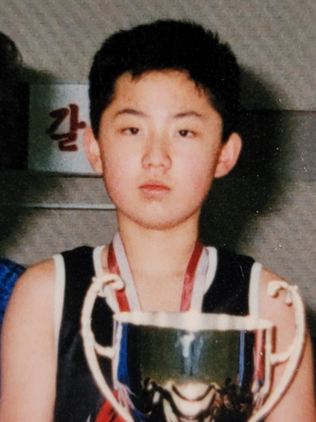 "키 작아서 농구 시작, 그만두고 살찐 듯"…13살 김정은 모습 최초 공개