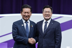 '明心'은 정청래·박찬대 누구 향할까…168석 민주 새 사령탑 오늘 결정 [민주 당대표 선출]