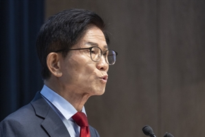 김문수 "李정부, 증시 계엄령 수준 '조세 폭탄' 던져"