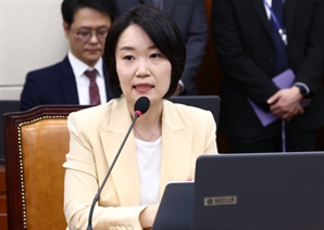 '10억 대주주 반대' 이소영 연일 소신발언…"흐름 바뀌고 있어, 정책 재검검해야"