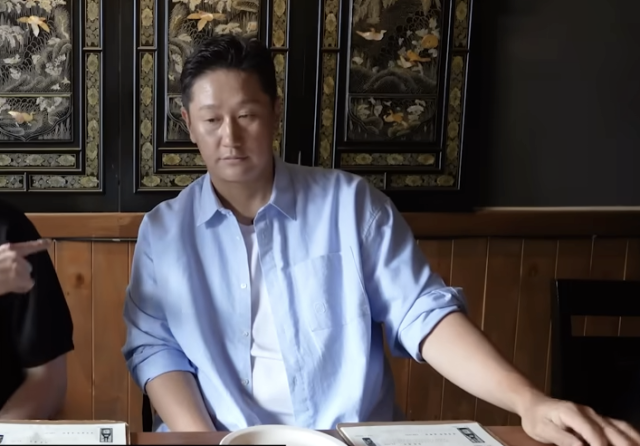 전 야구선수 이대호. 사진=유튜브 채널 ‘성시경’ 캡쳐