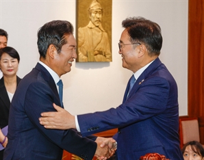 우원식 의장 만난 정청래…“검찰·언론·사법개혁 결단해 달라”