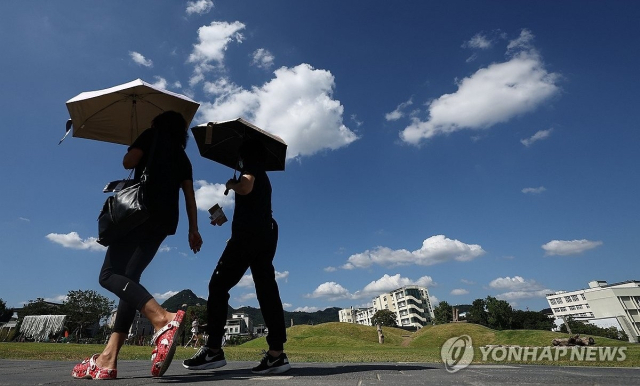 “40도 폭염 찍자 달라졌다”…日 기업들 ‘이것'할 사람 찾느라 난리났다는데