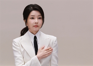 오늘 특검 포토라인 서는 김건희…"묵비권 행사하지 않겠다"