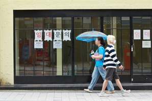 자영업 비명에…상가 경매도 '찬밥 신세'
