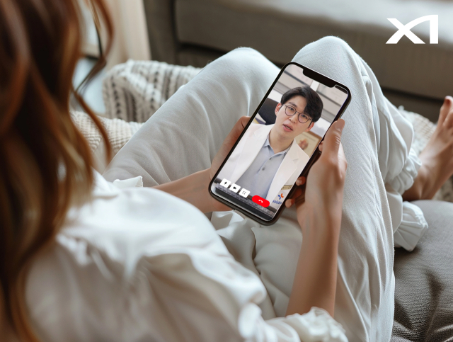 자이홈에 연동된 솔닥을 통해 비대면 진료가 진행되는 모습. 사진 제공=GS건설