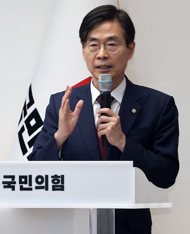 조경태 국민의힘 대표 후보가 3일 서울 여의도 중앙당사에서 열린 제6차 전당대회 당 대표 후보자 비전대회에서 핵심 공약을 발표하고 있다. 오승현 기자