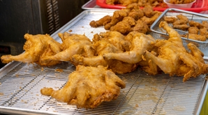 "퇴직 후 '치킨집' 하면 되지" 이젠 다 옛말…3년 버티는 가게 절반도 안 돼