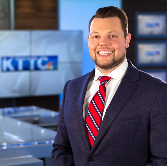 KTTC 기상캐스터 닉 얀센. KTTC 보도 화면. 닉 얀센 기상캐스터 페이스북