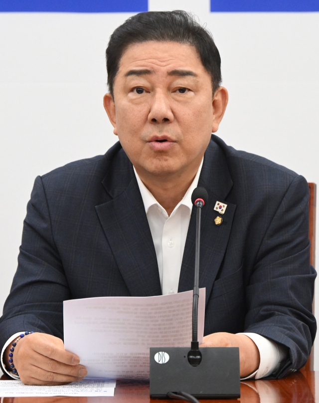 김병기 더불어민주당 원내대표가 7일 서울 여의도 국회에서 열린 정책조정회의에 참석해 현안에 관해 발언하고 있다. 오승현 기자 2025.08.07